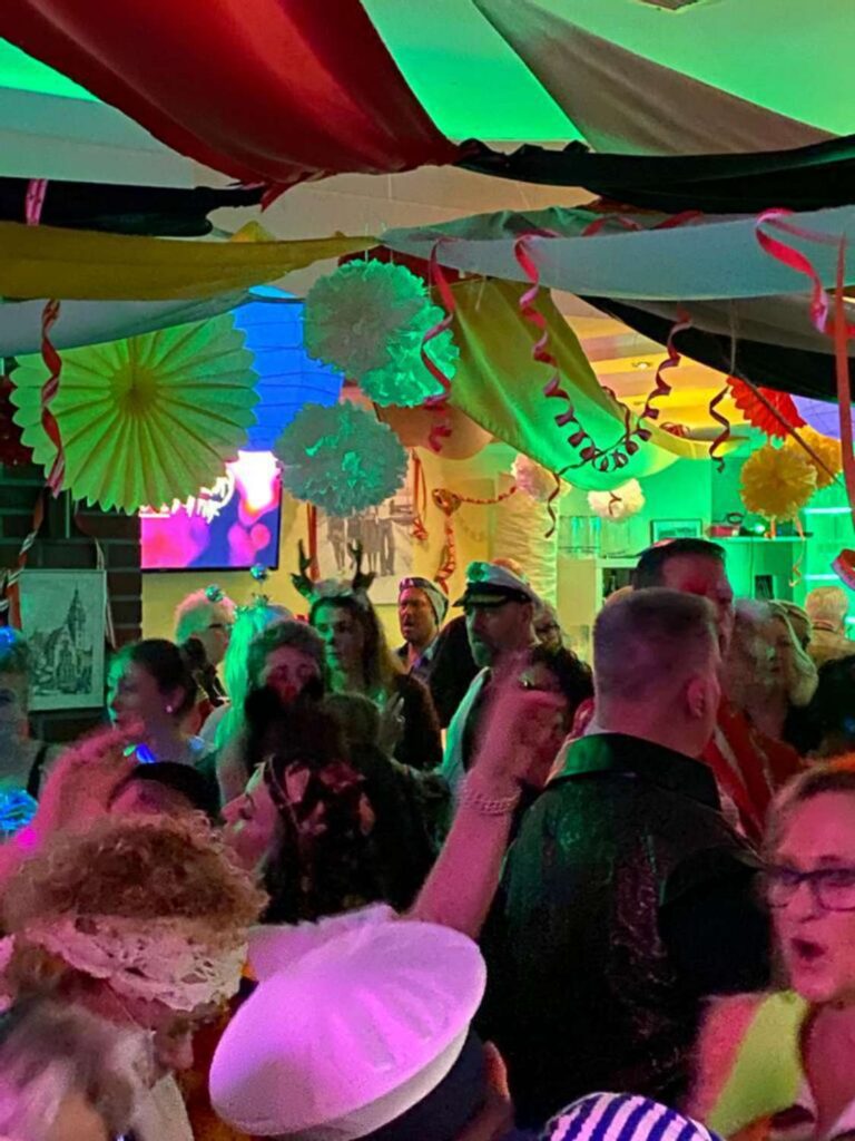2020-GardeParty-15_1125x1500